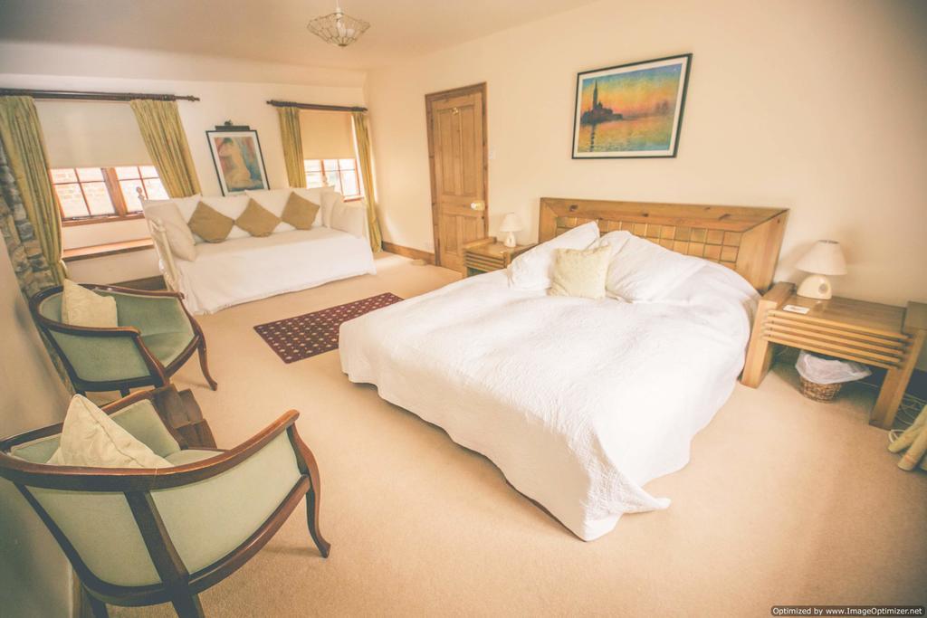 Weycroft Mill House Bed And Breakfast Axminster Camera foto